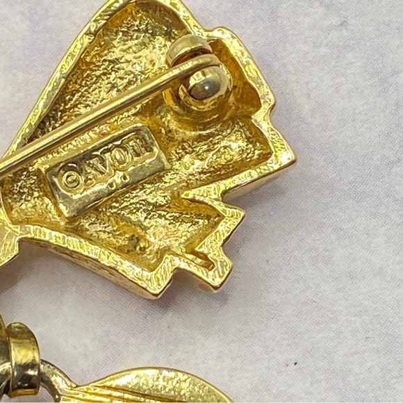 AVON Bow & Heart Dangle Brooch Vintage - Picture 5 of 6